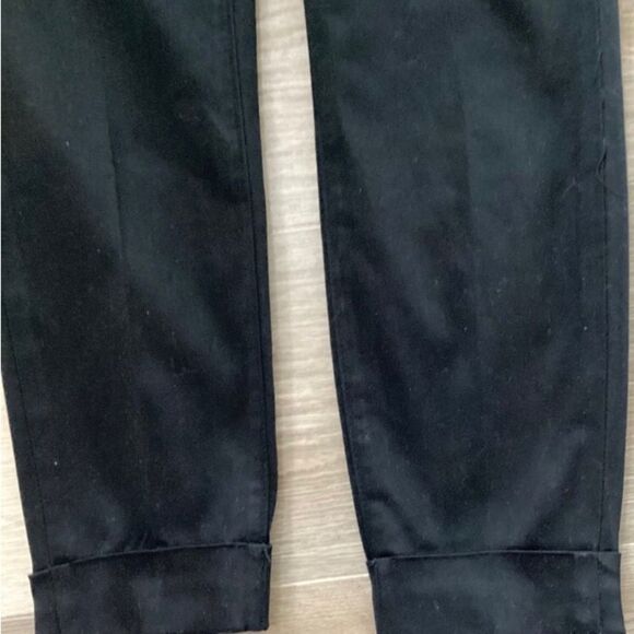 J Brand Jeans Women’s Size Waist 27 Color Black Mid- Rise Anja Cuffed Crop - Picture 2 of 10